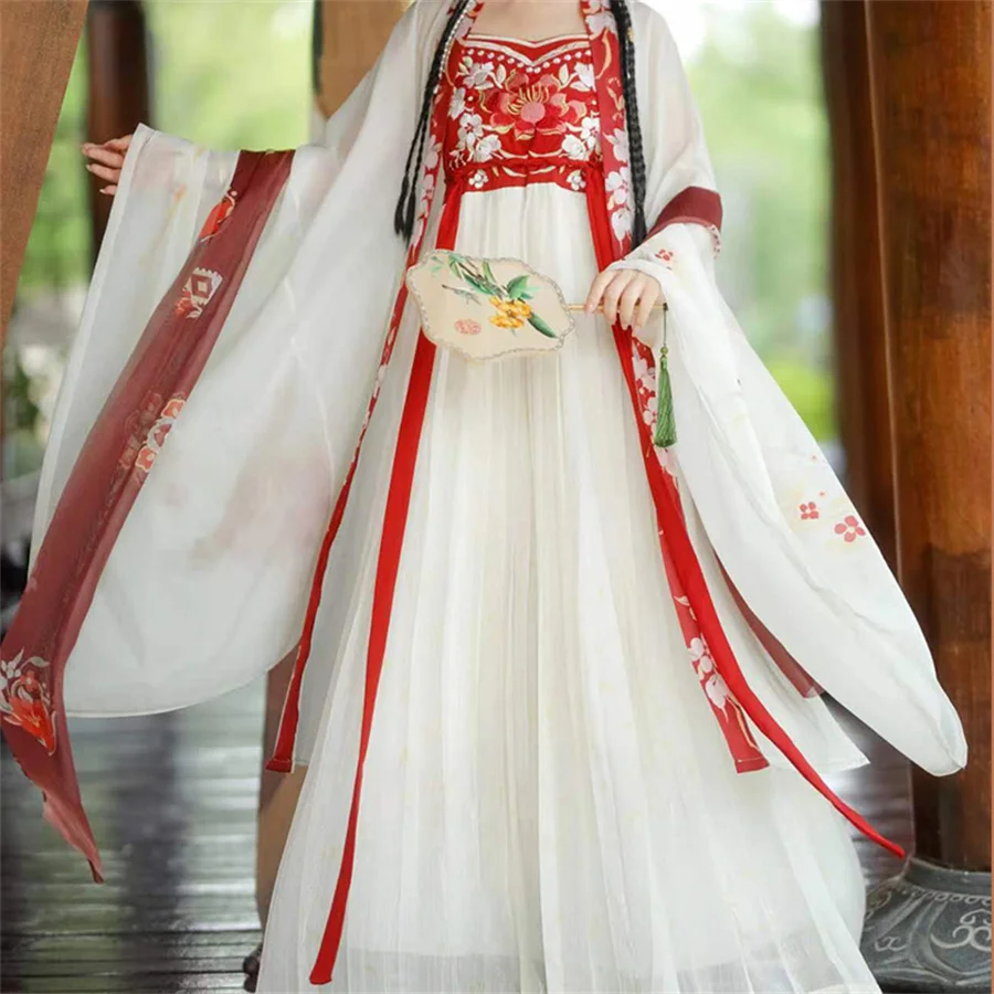 Chinese Costume Red White Tail Dress Queen Dynasty HanFu For Rent 1Chinese Costume Red White Tail Dress Queen Dynasty HanFu For Rent | RentSmart Asia | Renting Is The New Buying Chinese Costume Red White Tail Dress Queen Dynasty HanFu For Rent