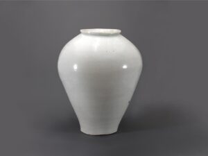 Porcelain White Jar