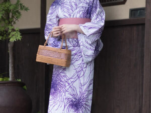 Traditional Japanese Yukata for Female White Base with Purple Flower Pattern (Suitable for Bon Odori) for Rent