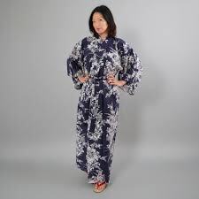 Traditional Japanese Yukata for Female Cotton Dark Blue Base with Beige Flower Pattern (Suitable for Bon Odori) 女生浴衣深蓝色 Free Size for Rent