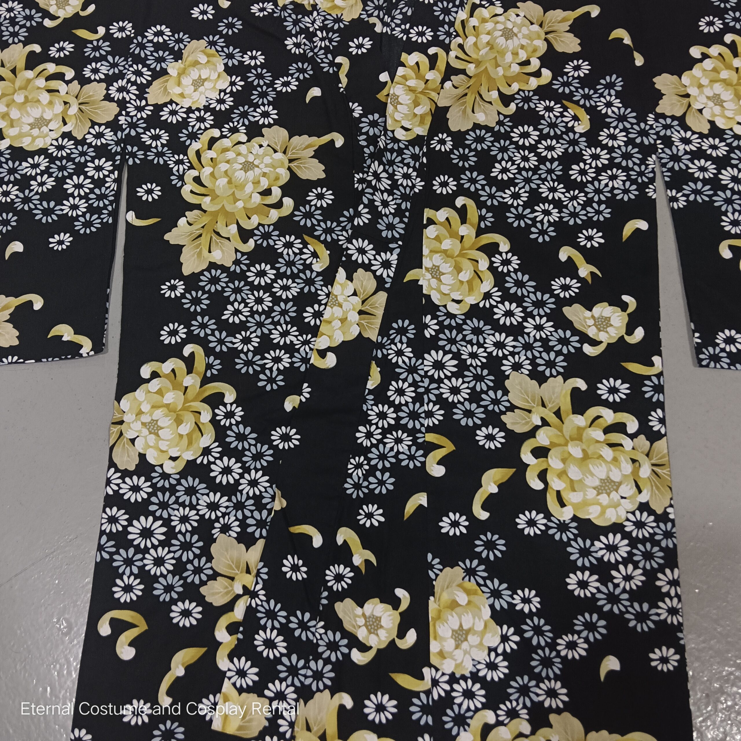 Japanese Traditional Yukata Female Black Base with Yellow Flower Printing Suitable for Bon Odori for Rent 3Japanese Traditional Yukata Female Black Base with Yellow Flower Printing Suitable for Bon Odori for Rent | RentSmart Asia | Renting Is The New Buying Japanese Traditional Yukata Female Black Base with Yellow Flower Printing Suitable for Bon Odori for Rent - Image 3