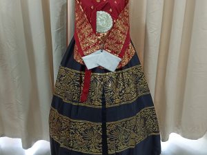 KOREAN Hanbok Style Costume Female Royal Red Long Top and Black Dress Size S - XL Free Size for Rent