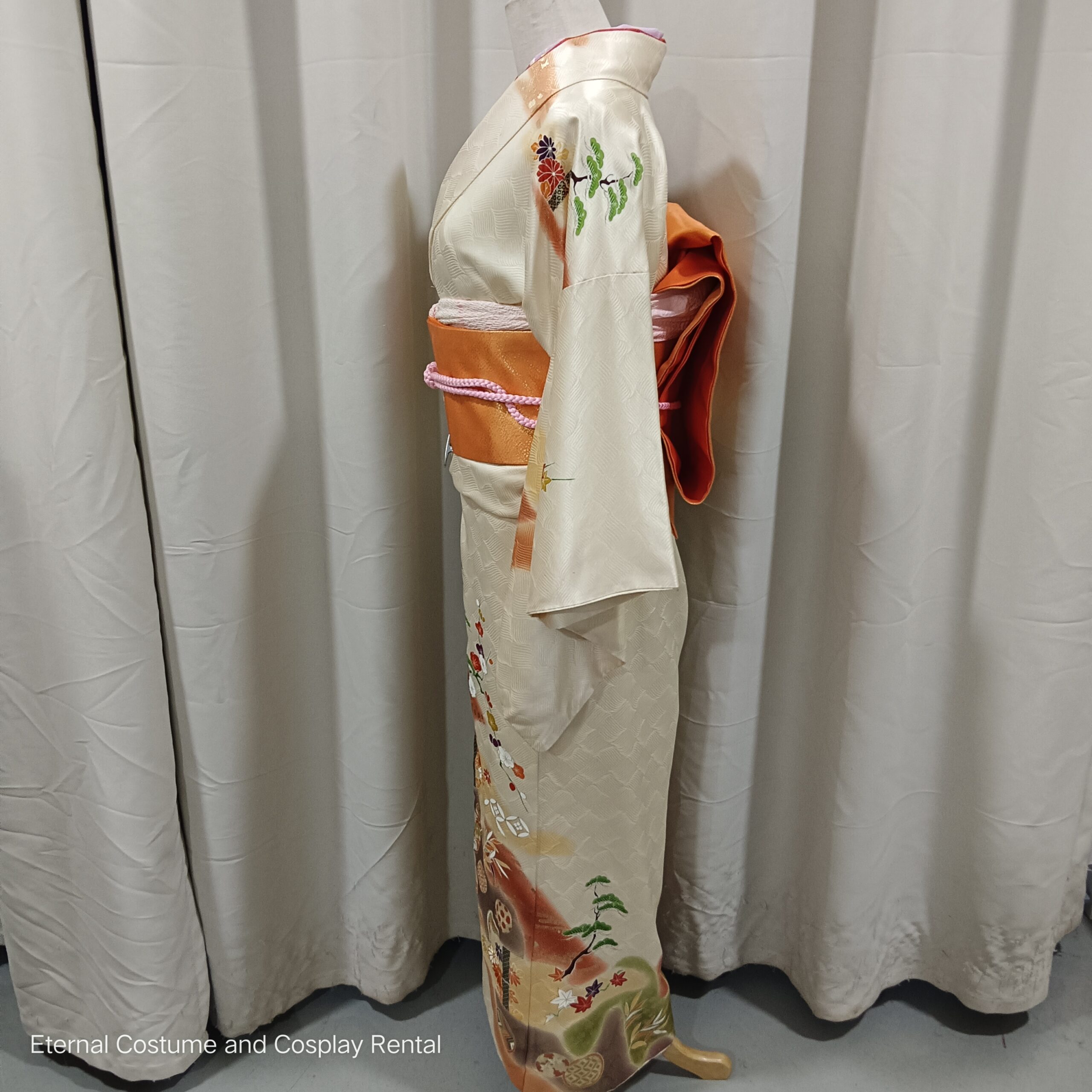 JAPANESE Traditional Kimono Houmongi Female Yellow Free Size for Rent 2JAPANESE Traditional Kimono Houmongi Female Yellow Free Size for Rent | RentSmart Asia | Renting Is The New Buying JAPANESE Traditional Kimono Houmongi Female Yellow Free Size for Rent - Image 2