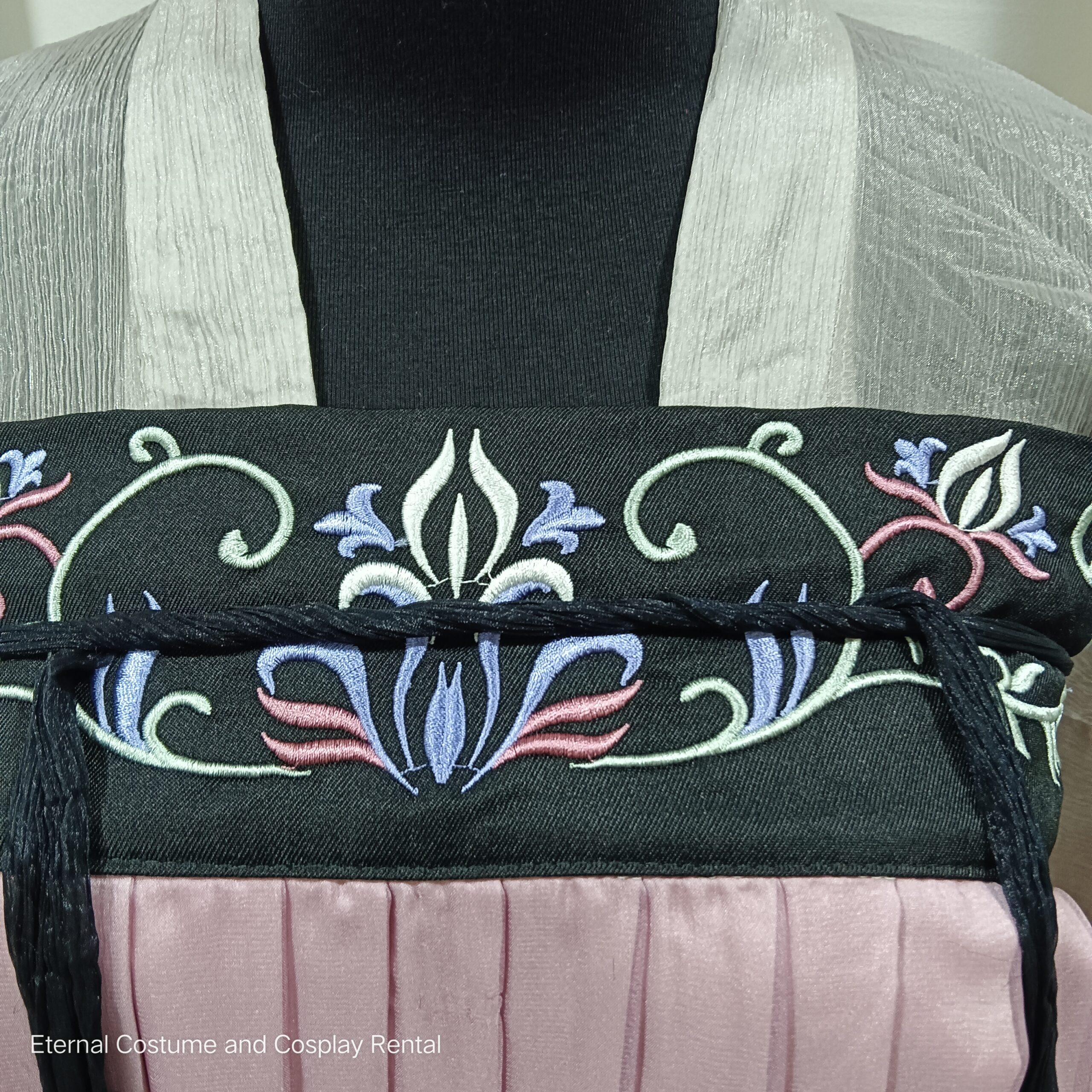 CHINESE Tang Dynasty Style Costume Grey & Pink Female Size S - L Wearer for Rent 3CHINESE Tang Dynasty Style Costume Grey & Pink Female Size S - L Wearer for Rent | RentSmart Asia | Renting Is The New Buying CHINESE Tang Dynasty Style Costume Grey & Pink Female Size S - L Wearer for Rent - Image 3