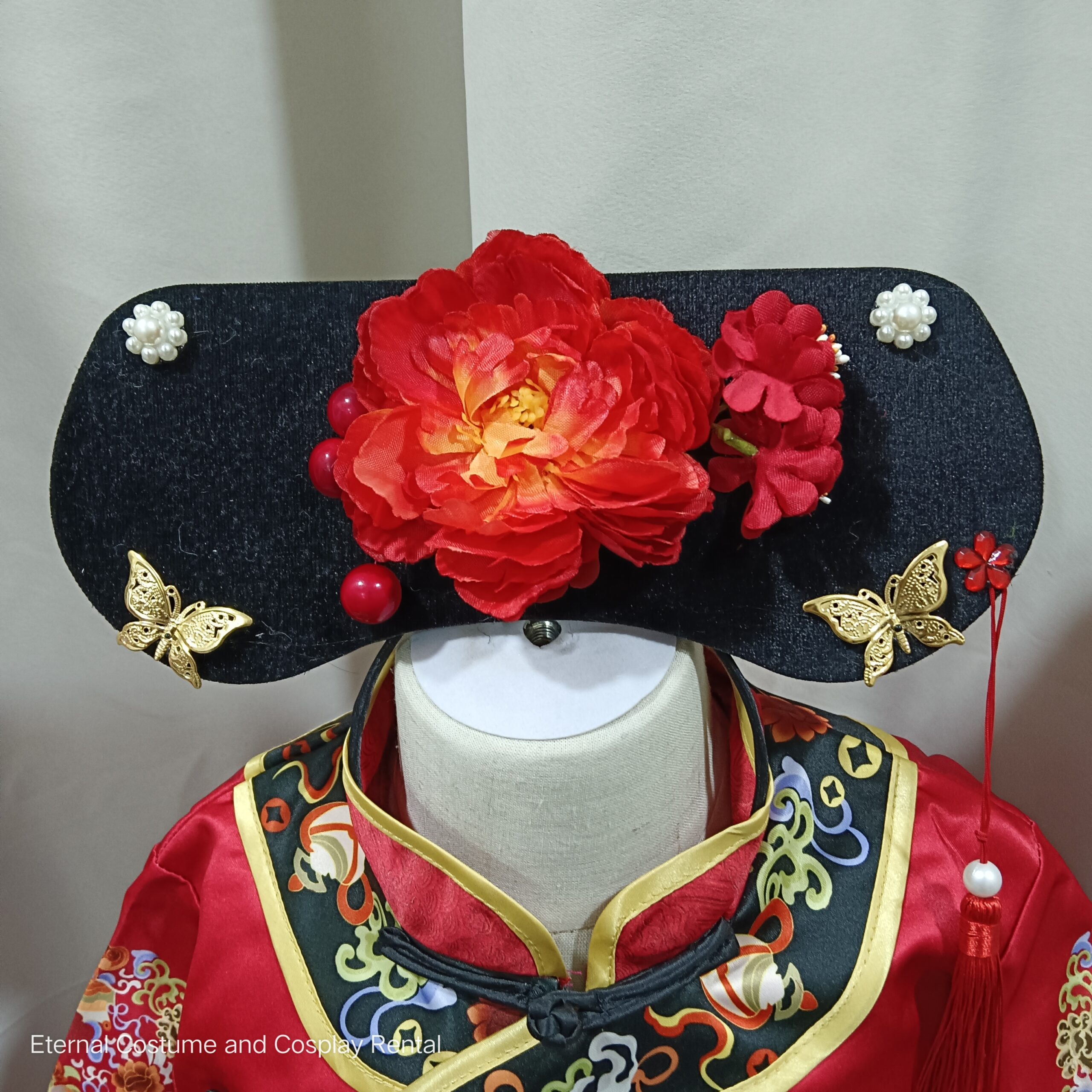 KIDS Chinese Qing Dynasty Empress Princess Girl Height Below 135CM for Rent 6KIDS Chinese Qing Dynasty Empress Princess Girl Height Below 135CM for Rent | RentSmart Asia | Renting Is The New Buying KIDS Chinese Qing Dynasty Empress Princess Girl Height Below 135CM for Rent - Image 6