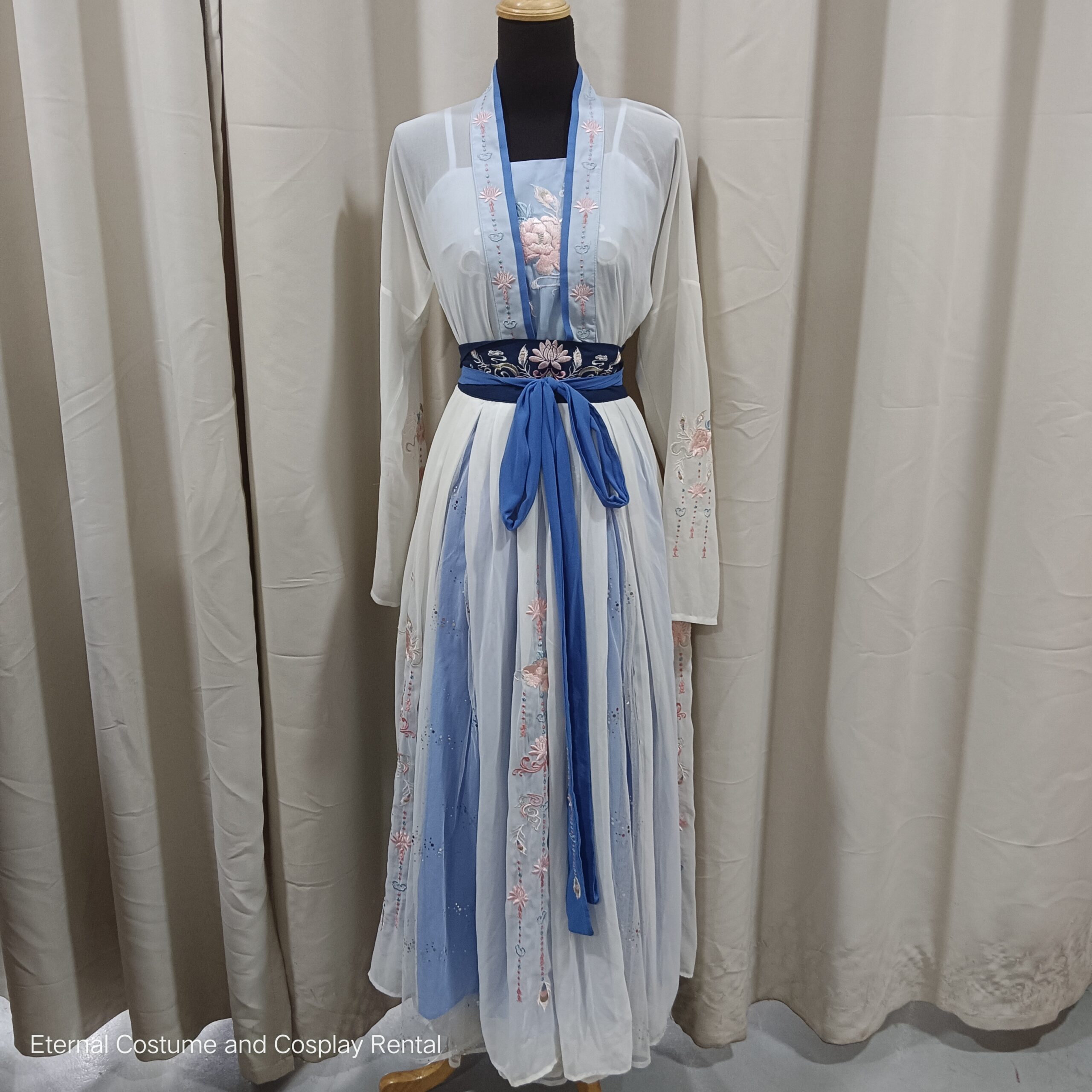CHINESE Traditional HanFu Female White and Light Blue with BLING BLING Female Size XS - M for Rent 5CHINESE Traditional HanFu Female White and Light Blue with BLING BLING Female Size XS - M for Rent | RentSmart Asia | Renting Is The New Buying CHINESE Traditional HanFu Female White and Light Blue with BLING BLING Female Size XS - M for Rent - Image 5