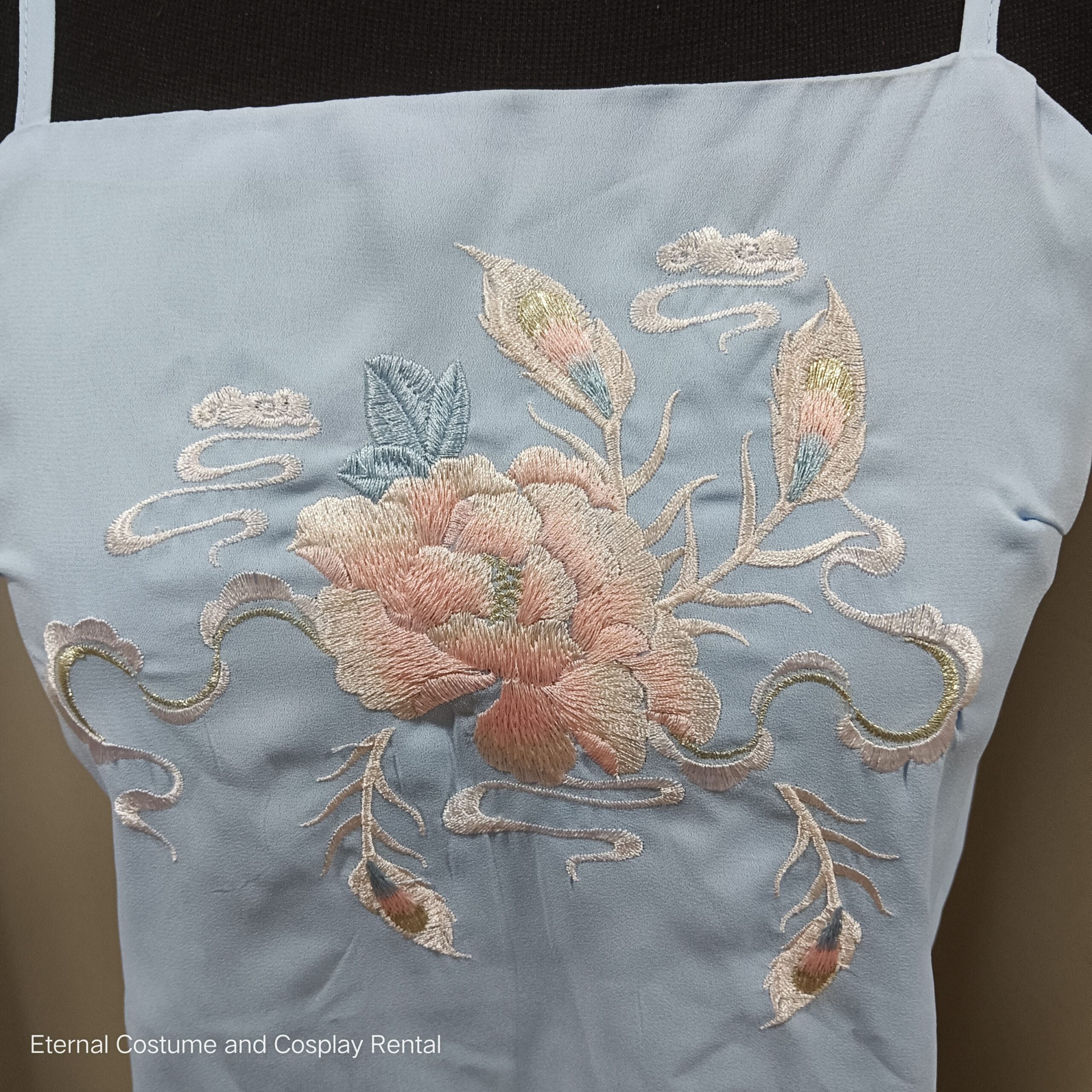 CHINESE Traditional HanFu Female White and Light Blue with BLING BLING Female Size XS - M for Rent 3CHINESE Traditional HanFu Female White and Light Blue with BLING BLING Female Size XS - M for Rent | RentSmart Asia | Renting Is The New Buying CHINESE Traditional HanFu Female White and Light Blue with BLING BLING Female Size XS - M for Rent - Image 3