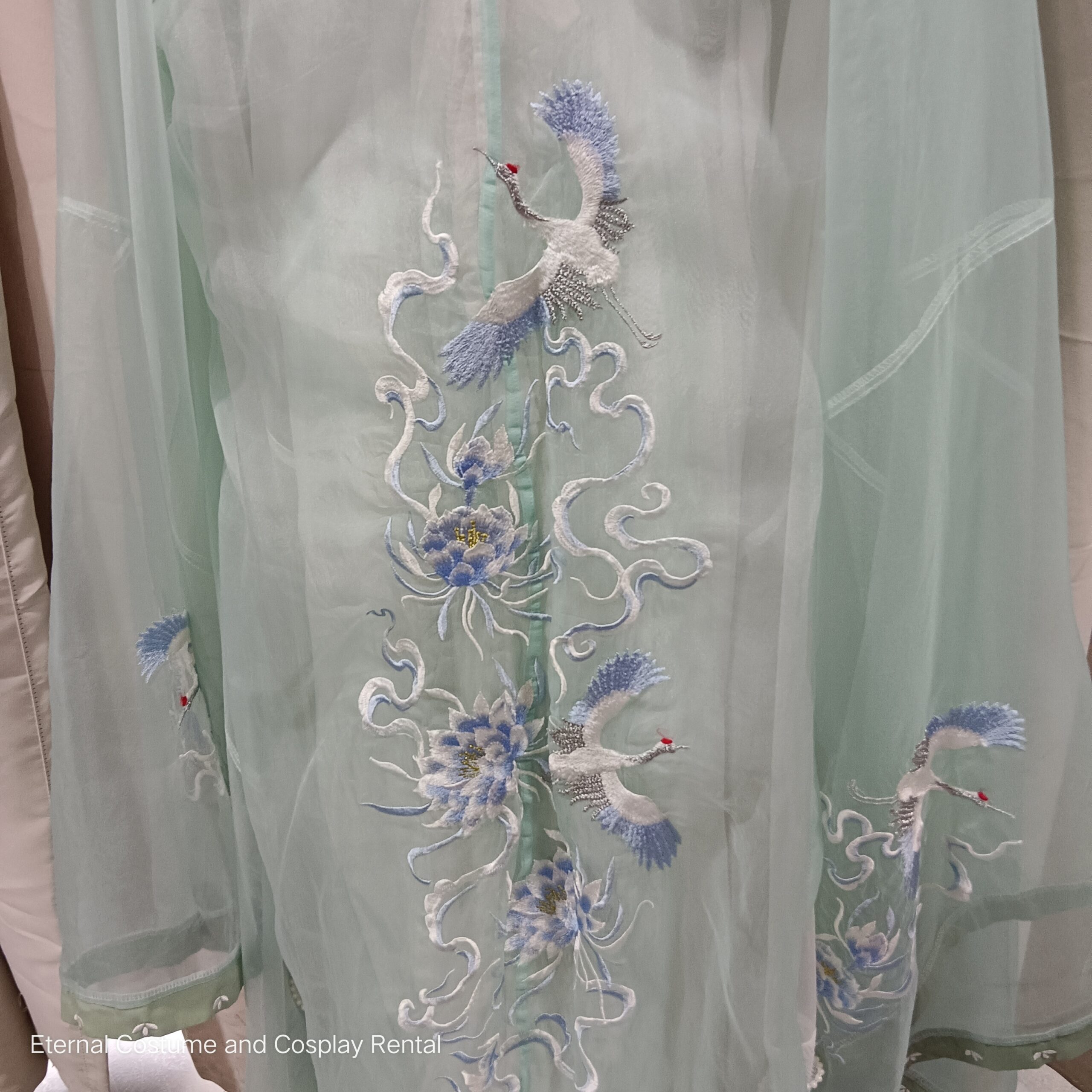 Chinese Traditional HanFu HeZiQun Light Green (诃子裙青色汉服女) for Rent 8Chinese Traditional HanFu HeZiQun Light Green (诃子裙青色汉服女) for Rent | RentSmart Asia | Renting Is The New Buying Chinese Traditional HanFu HeZiQun Light Green (诃子裙青色汉服女) for Rent - Image 8