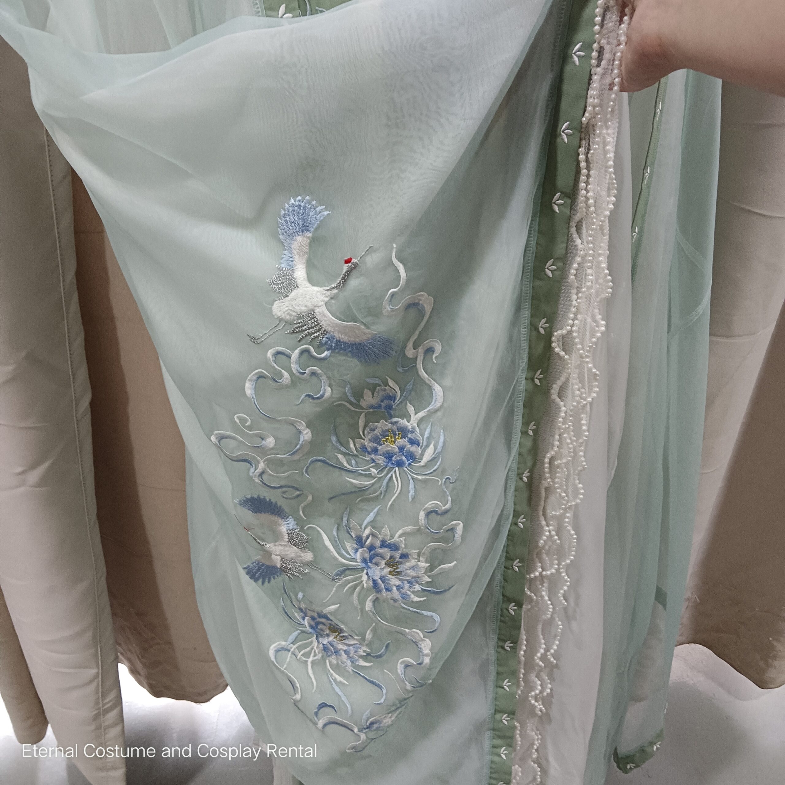 Chinese Traditional HanFu HeZiQun Light Green (诃子裙青色汉服女) for Rent 9Chinese Traditional HanFu HeZiQun Light Green (诃子裙青色汉服女) for Rent | RentSmart Asia | Renting Is The New Buying Chinese Traditional HanFu HeZiQun Light Green (诃子裙青色汉服女) for Rent - Image 9